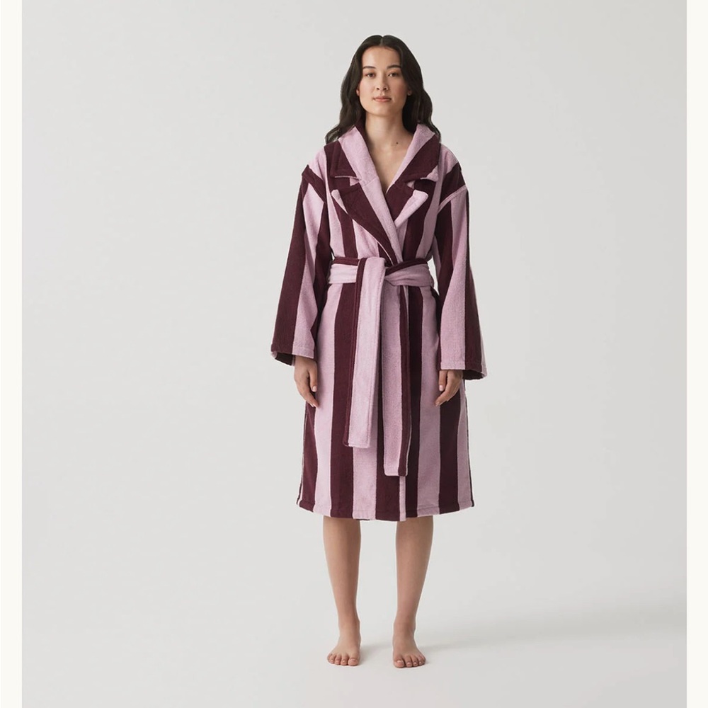 NWT Hommey Robe